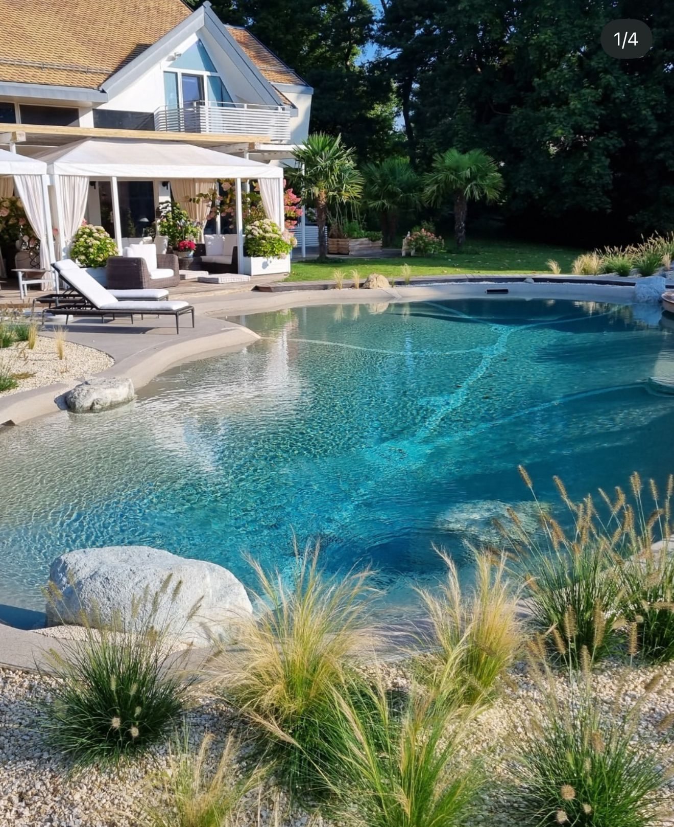 Piscina natural Biodesign con casa